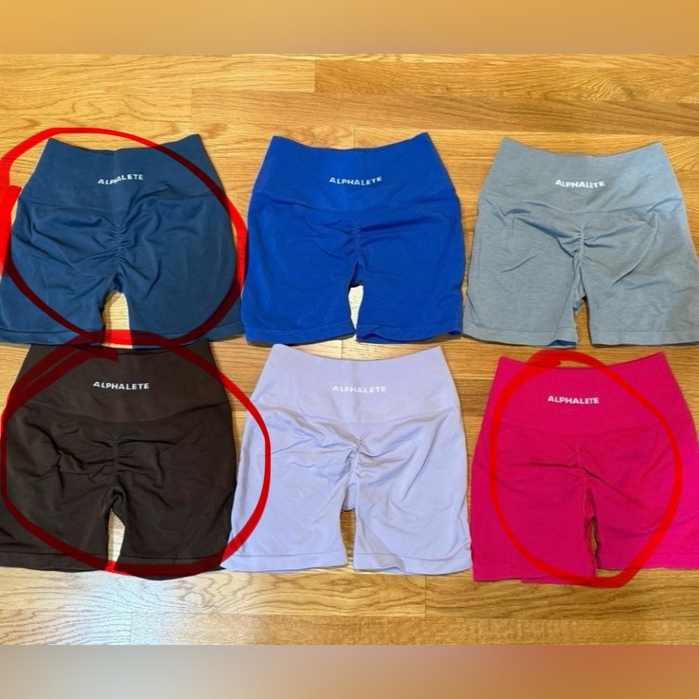 Hold- Alphalete Amplify shorts